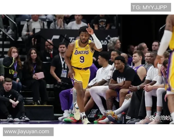 雄鹿连胜终结，遭遇湖人逆袭——NBA巅峰对决的惊心动魄