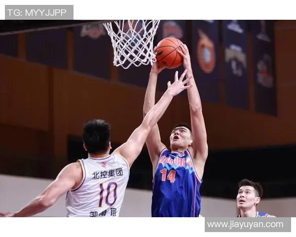 鲁吐布拉成为新疆队重要得分点,助球队连胜在望 鲁吐布拉成为新疆队重要得分点,助球队连胜在望