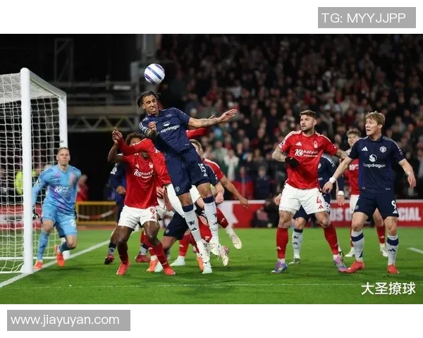 英超球队本赛季交出亮眼成绩,热门争冠之争激烈进行 英超球队本赛季交出亮眼成绩,热门争冠之争激烈进行