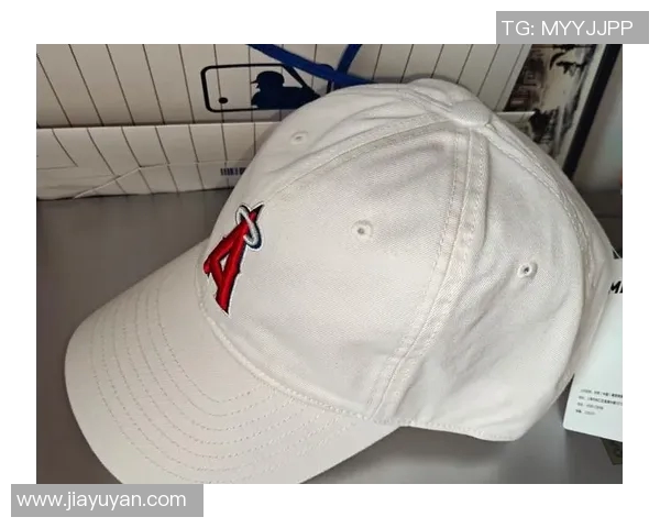 时尚与运动的完美结合MLB棒球帽带你领略球场魅力与个性风格
